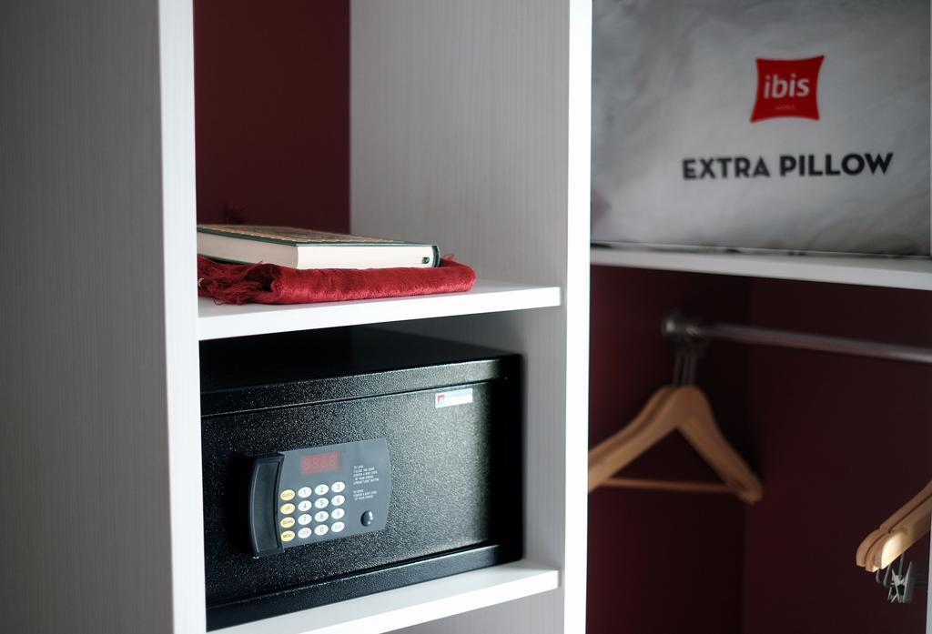 Ibis Gading Serpong Eksteriør bilde